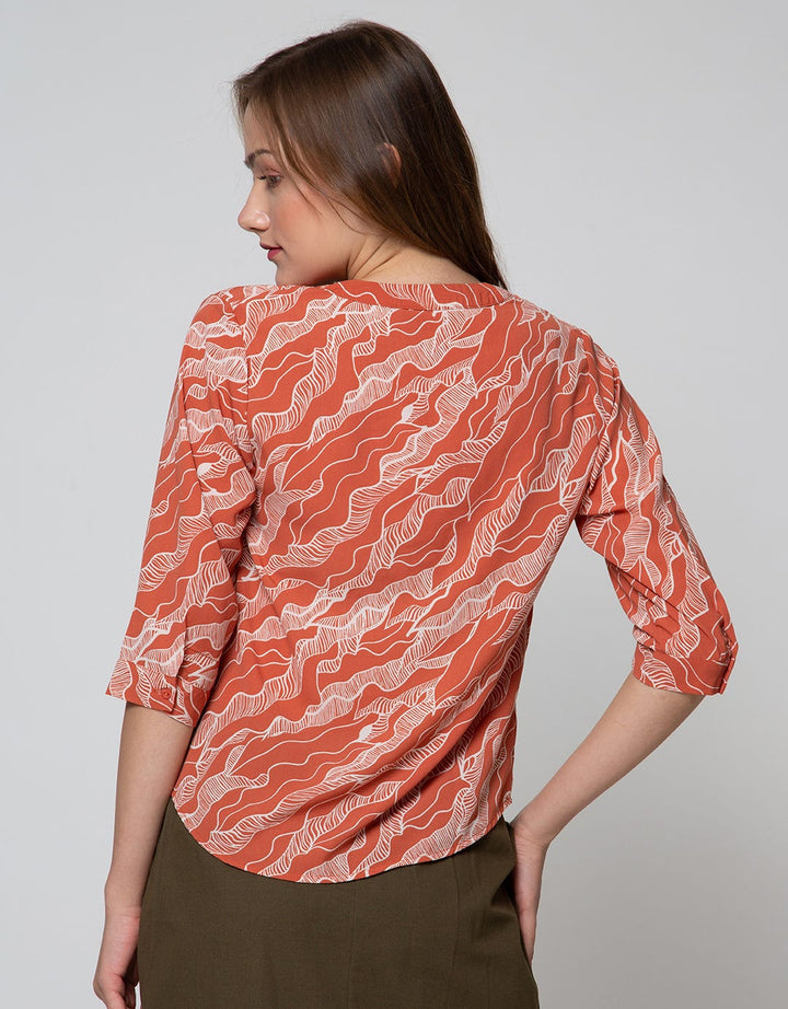 Connexion 3/4 Blouse Sleve Topography Print Skipper Hai Neck