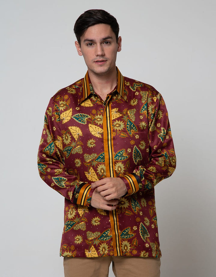 Adikusuma Men's Body Fit Shirt Batik Keladi Leaf