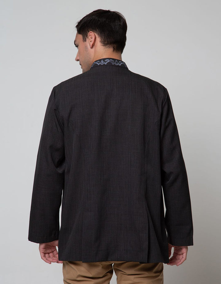 Arjuna Weda Koko Jasko Symmetrical