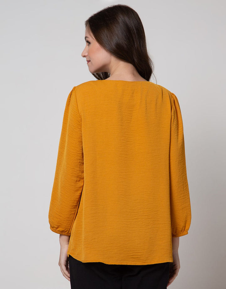 St. Yves Long Sleeve Blouse 7/8 Lyone Kancing Depan