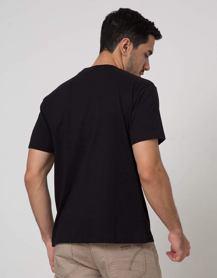 Larusso Saison Kaos Casual Pria