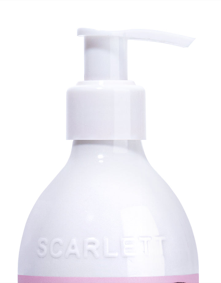 Scarlett Brightening Fragrance Body Lotion Romansa 300 Ml