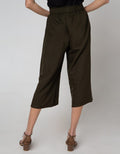 Connexion Capri Pants Airfflow Ruffle Waist