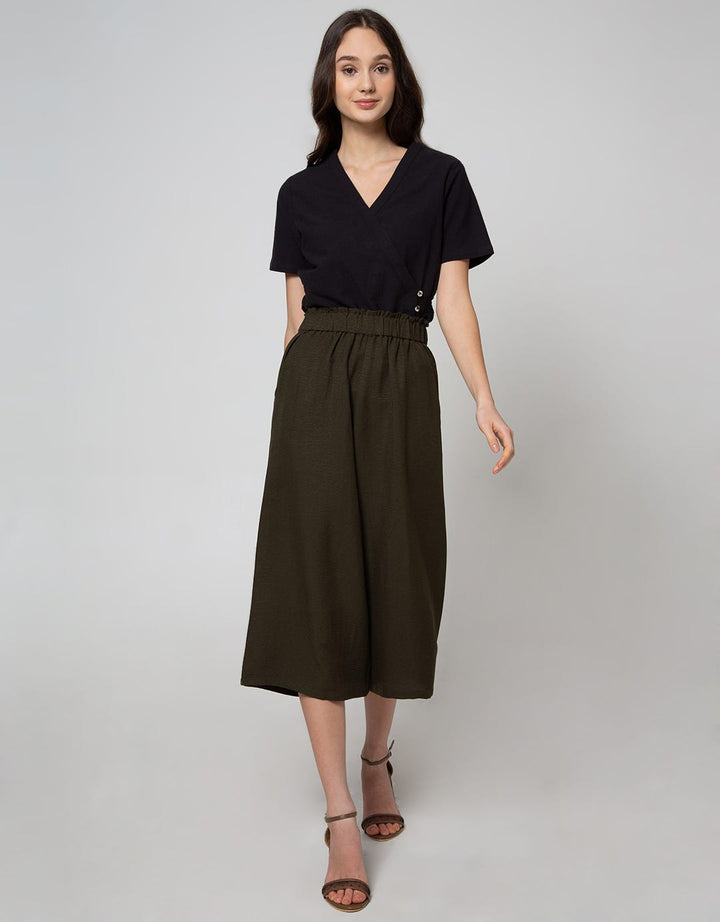 Connexion Capri Pants Airfflow Ruffle Waist