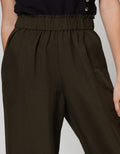 Connexion Capri Pants Airfflow Ruffle Waist