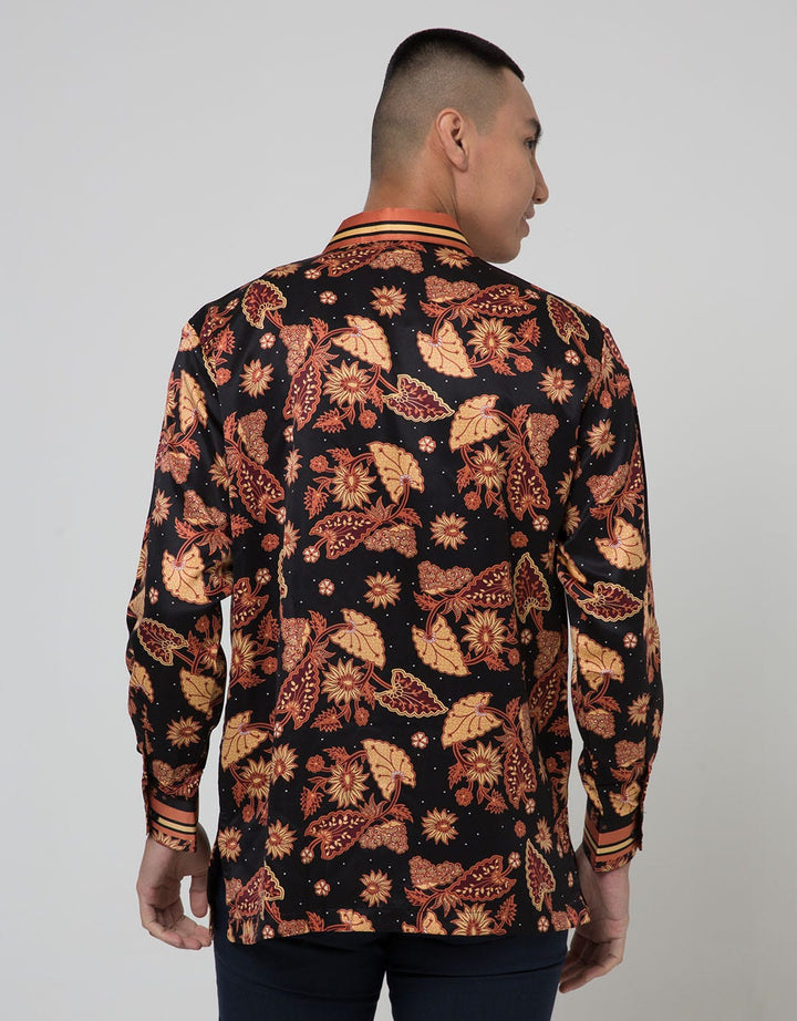 Adikusuma Men's Body Fit Shirt Batik Keladi Leaf