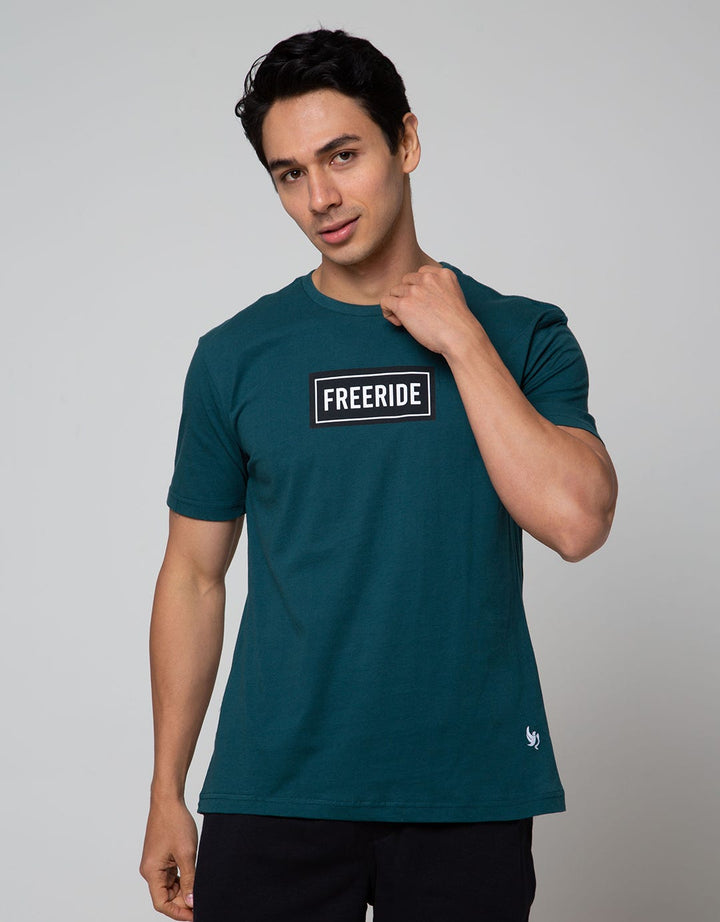Freeride T-Shirt Pria Green Freeride Kotak Hitam List Putih