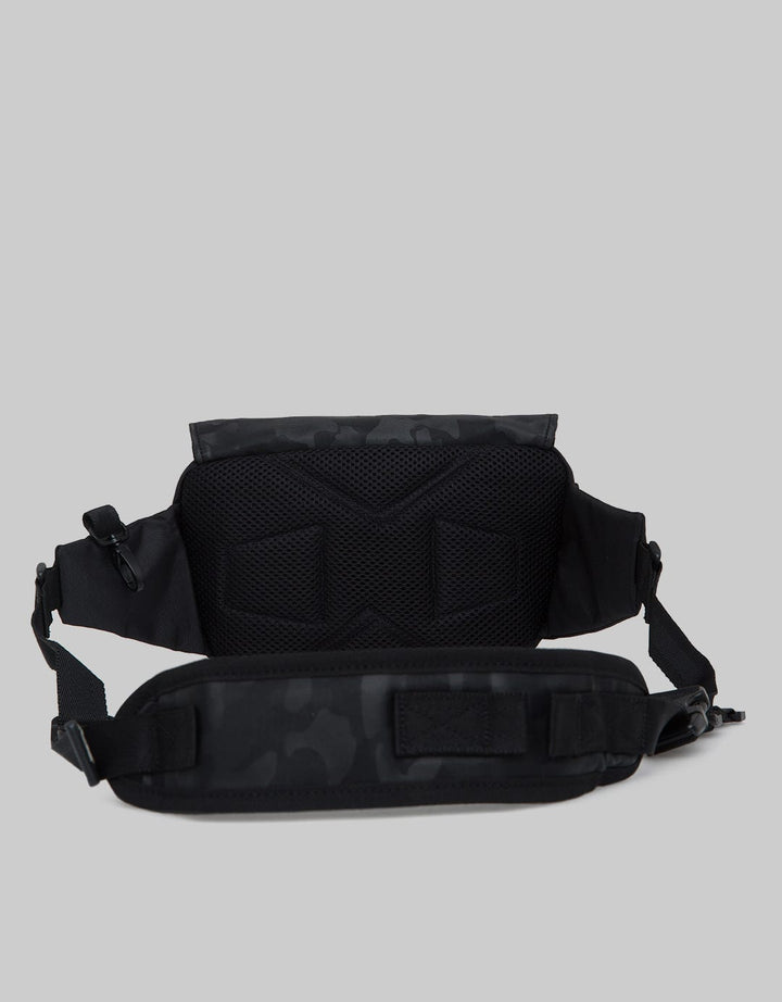 Cardinal Shoulder Bags Camouflage With Buckle