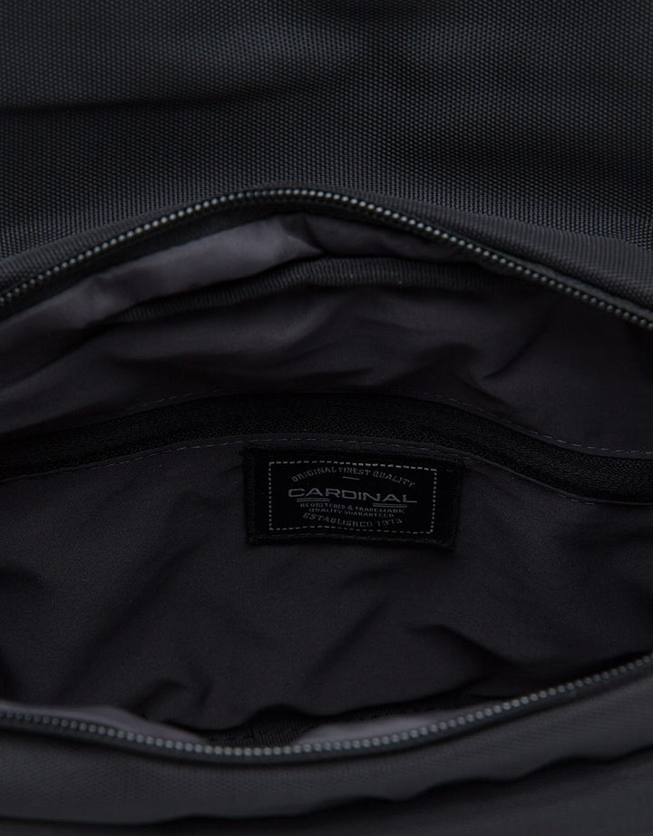 Cardinal Shoulder Bags Camouflage With Buckle