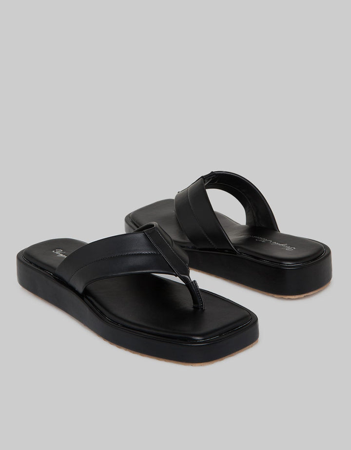 Yongki Komaladi Sandal Platform