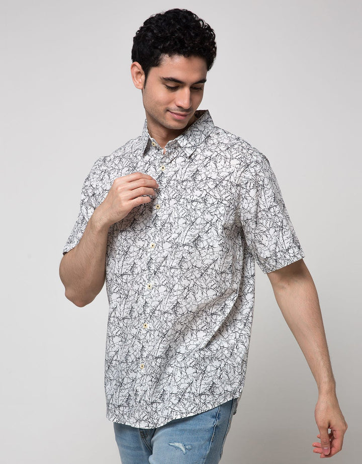Details Tencel Print Kemeja Pria