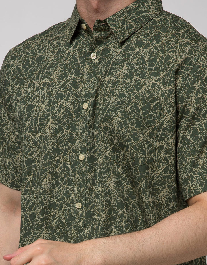 Details Tencel Print Kemeja Pria