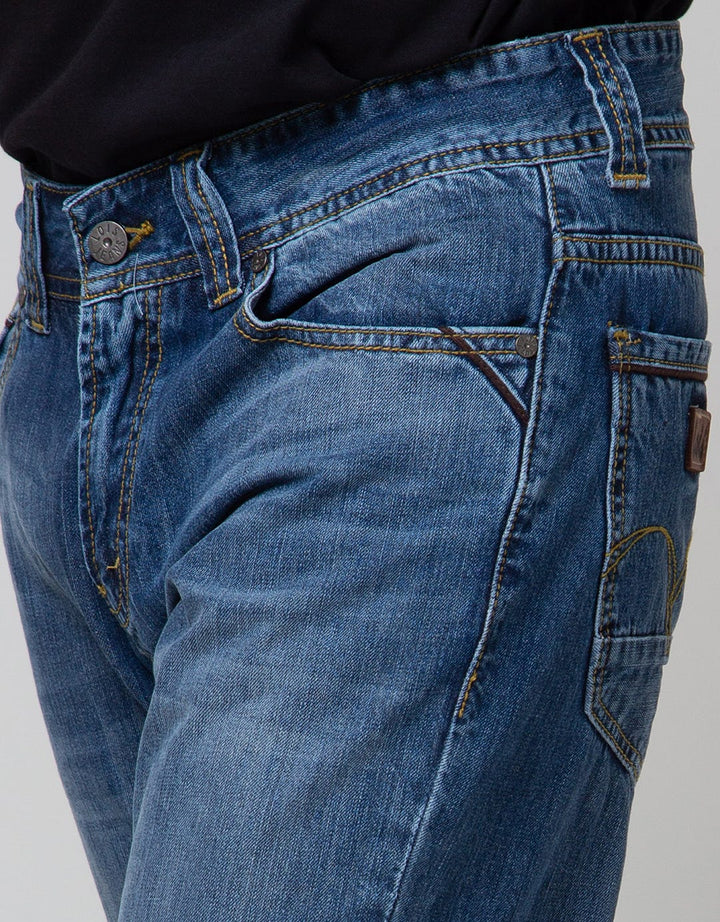 Lois Slim Fit Jeans Celana Panjang Pocket