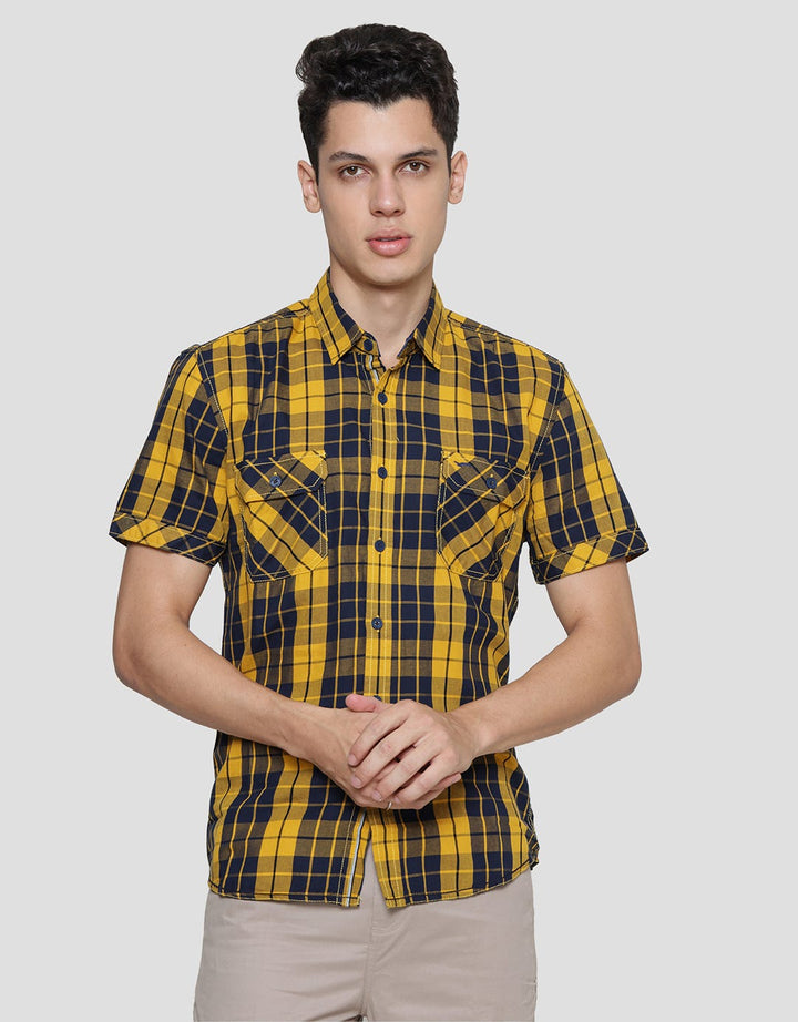 Cardinal Jeans Check Kemeja Pria