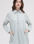 Triset Ladies Plaid Pocket Blouse Wanita