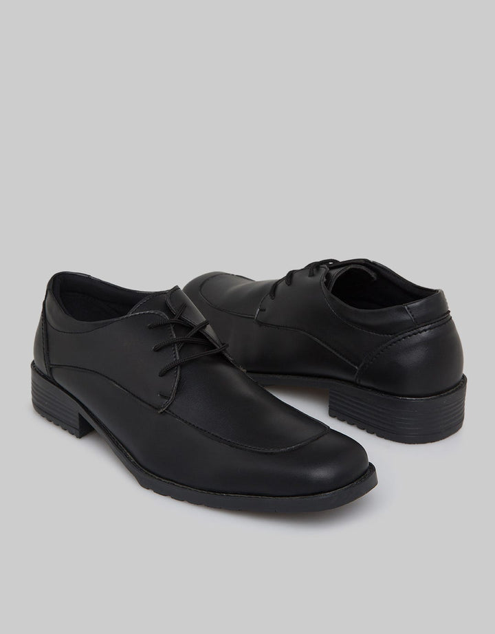 Yongki Komaladi Sepatu Pantofel