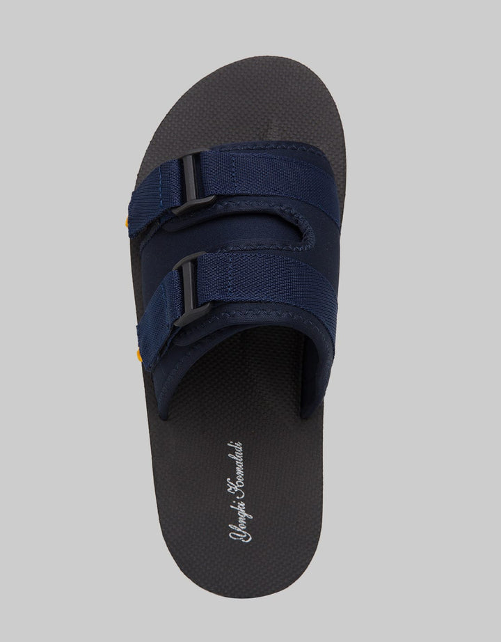 Yongki Komaladi Sandals Simply