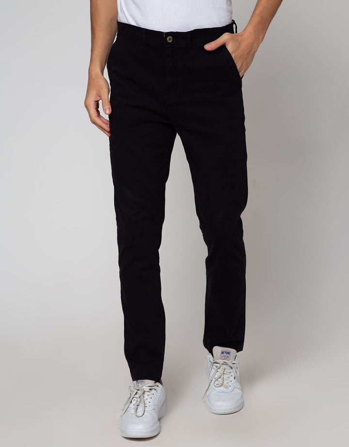 Cole Slim Basic Solid Celana Chinos Pria