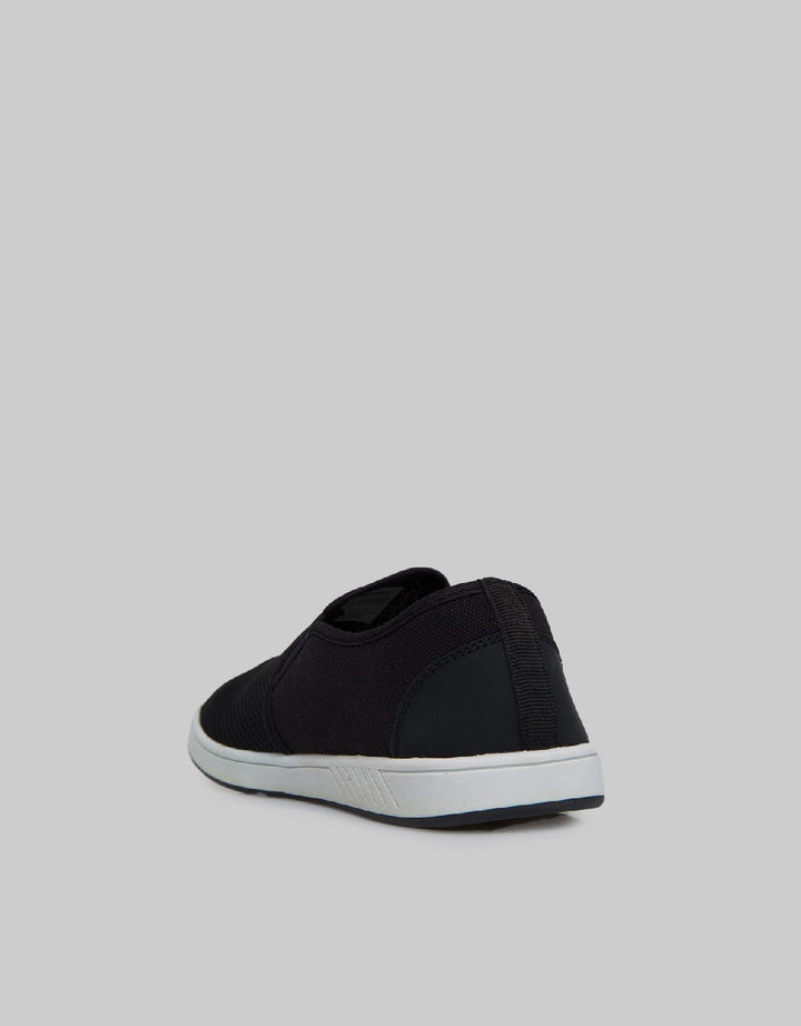Nevada Slip On Textured Sepatu Pria