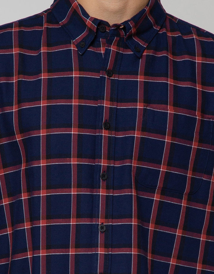 Cole Tricolor Kemeja Woven Pria