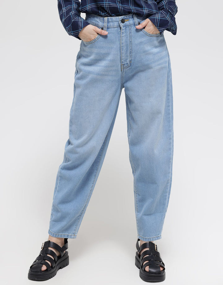 Dust Celana Lamera Mom Jeans