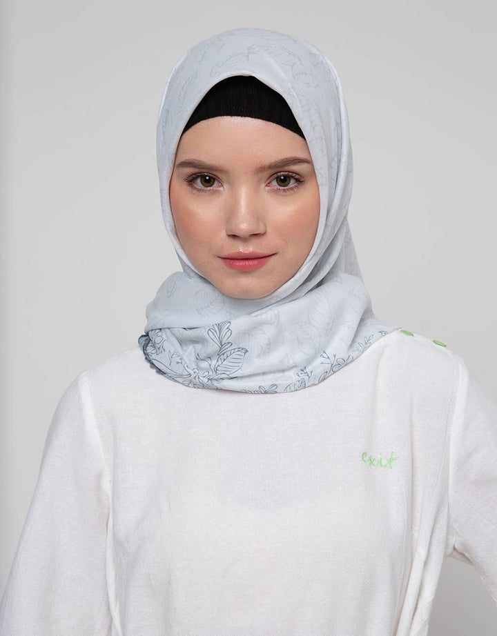 Annisa Hijab Premium Flowery Wanita