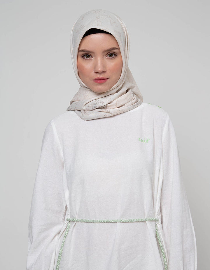 Annisa Hijab Premium Flowery Wanita