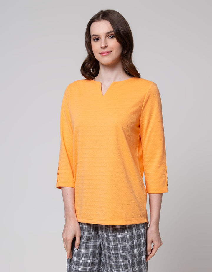 St. Yves Emboss Dot Salur Kaos Wanita