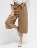 St. Yves Capri Pants Texture Knit Bottom With Waistband Straps
