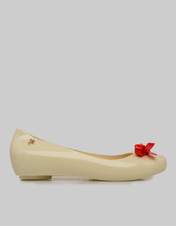 Yongki Komaladi Flat Shoes Simply