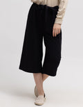 St. Yves Capri Pants Texture Knit Bottom With Waistband Straps