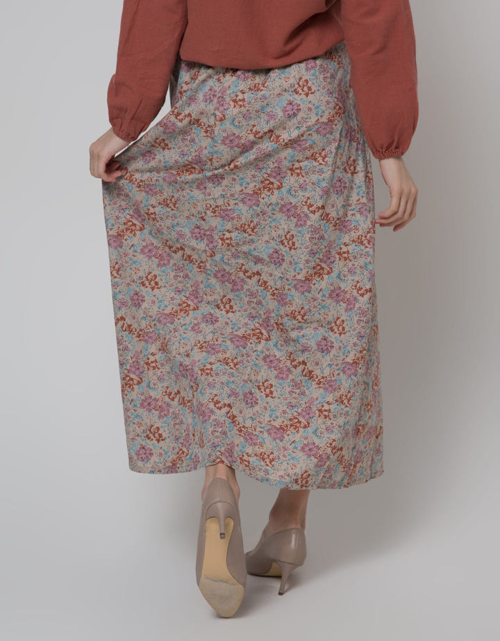 Expand Patricia Skirts