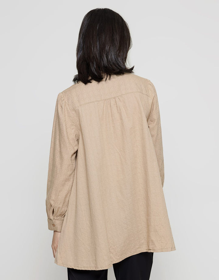 Expand Gayle Blouse Lengan Panjang Wanita