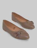 St. Yves Tied Buckle Flat Shoes Wanita