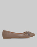 St. Yves Tied Buckle Flat Shoes Wanita