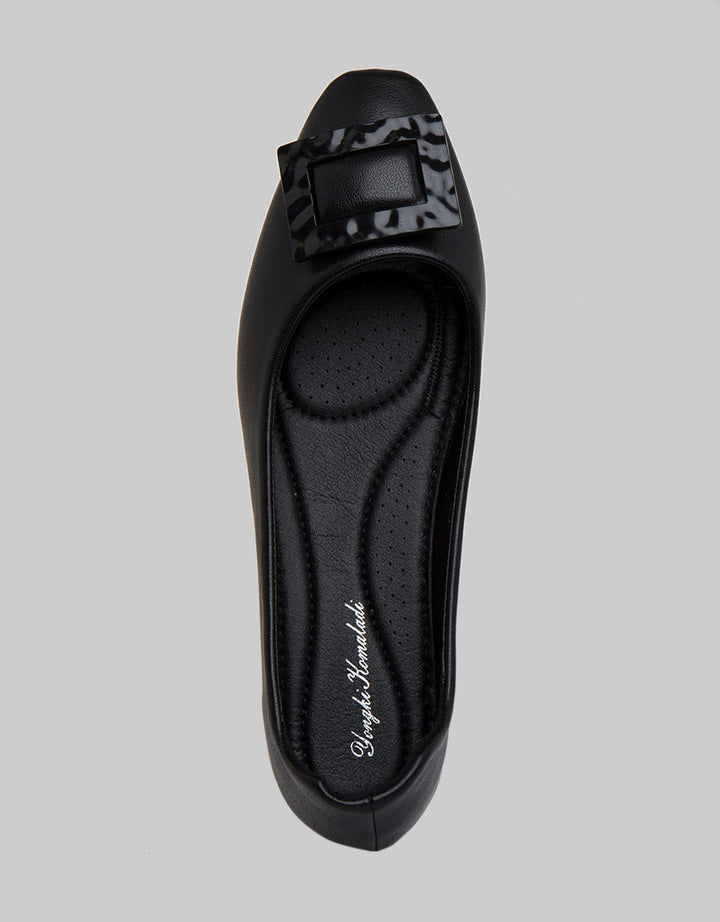 Yongki Komaladi Oli Pointed Women's Flat Shoes