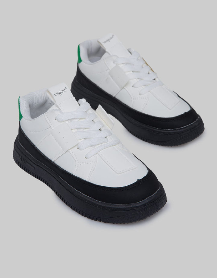 Yongkidz Sepatu Casual Two Color Look