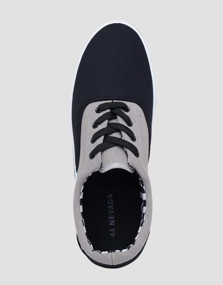 Nevada Basic Casual Sneakers Pria