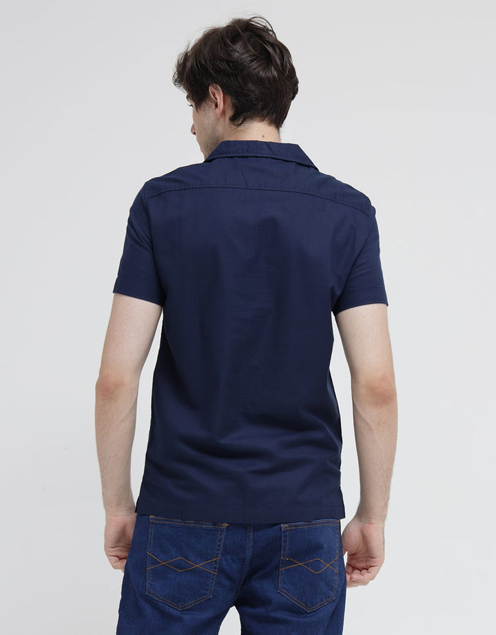 Walrus Kemeja Studio Basic