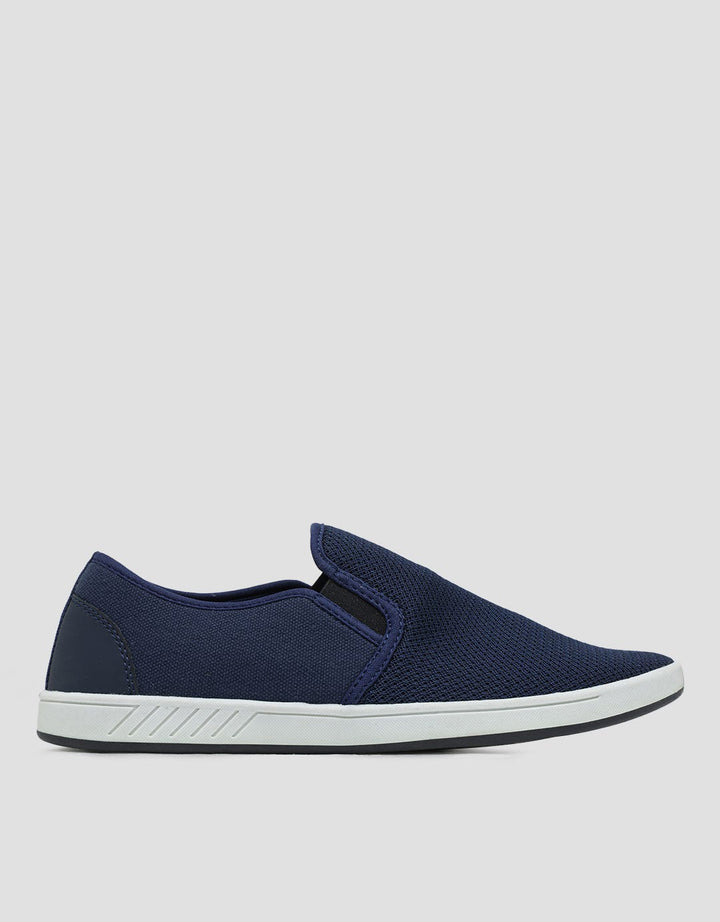 Nevada Slip On Textured Sepatu Pria