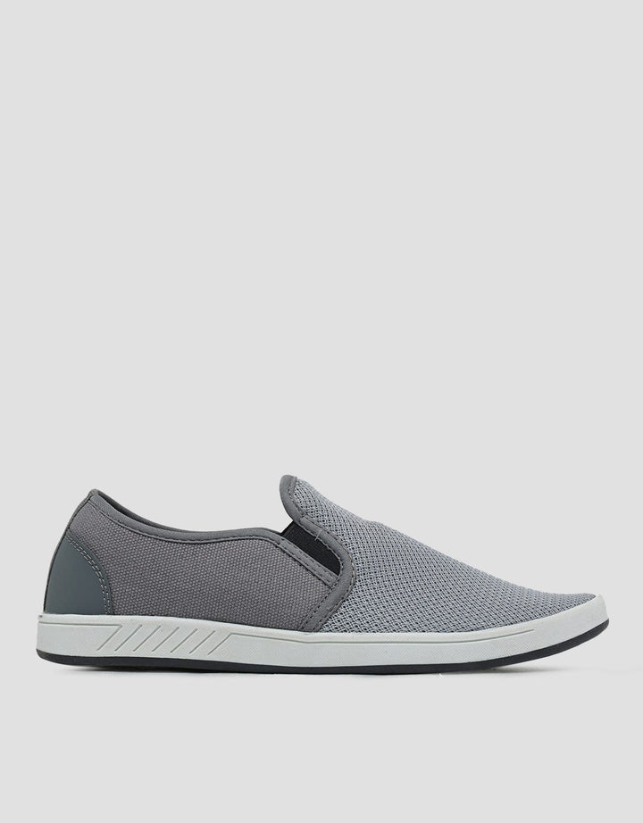 Nevada Slip On Textured Sepatu Pria