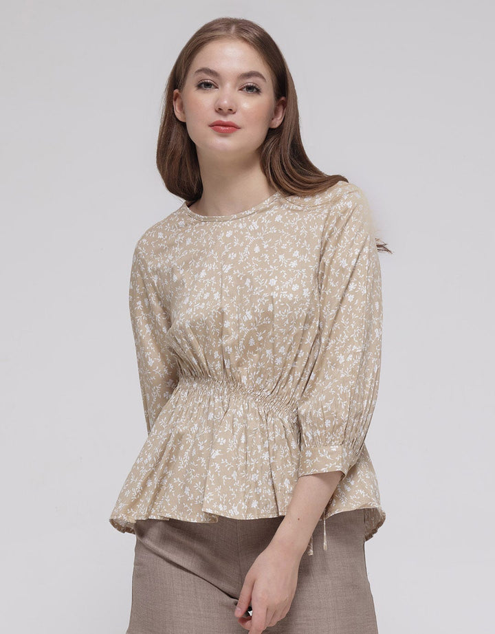 Details Assymetric Waist Blouse Panjang Wanita