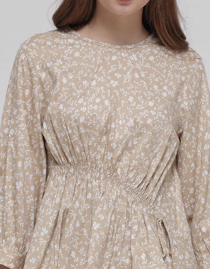 Details Assymetric Waist Blouse Panjang Wanita