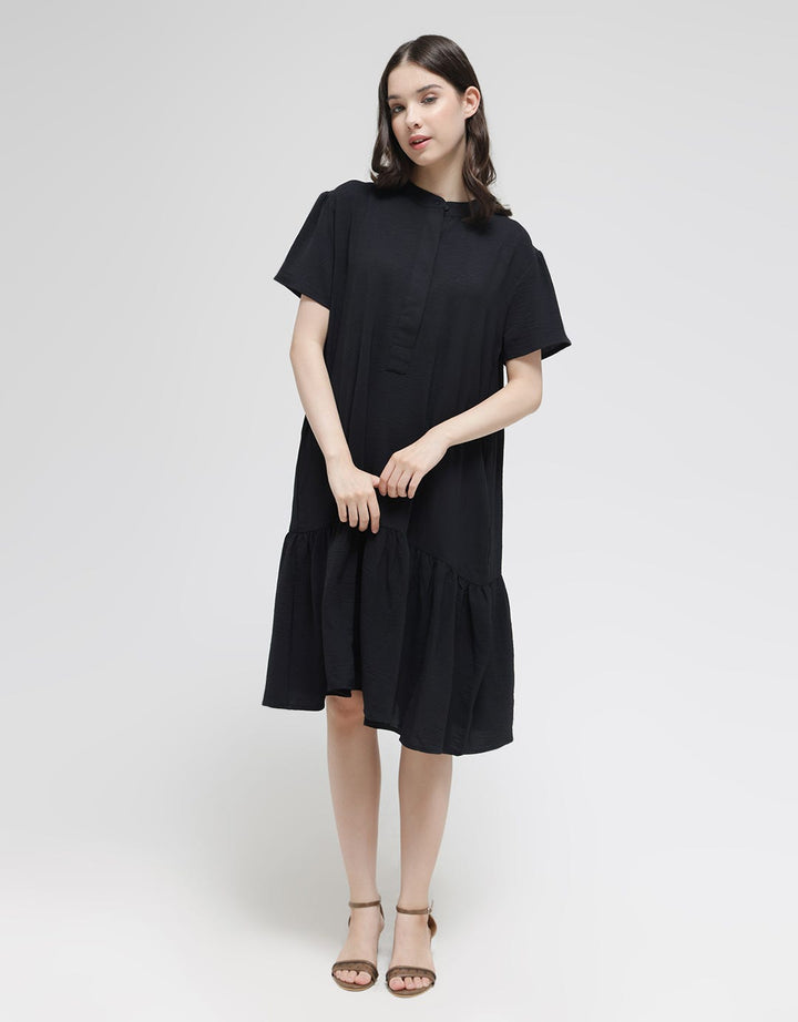 Details of Women's Airflow Fabric Midi Dress