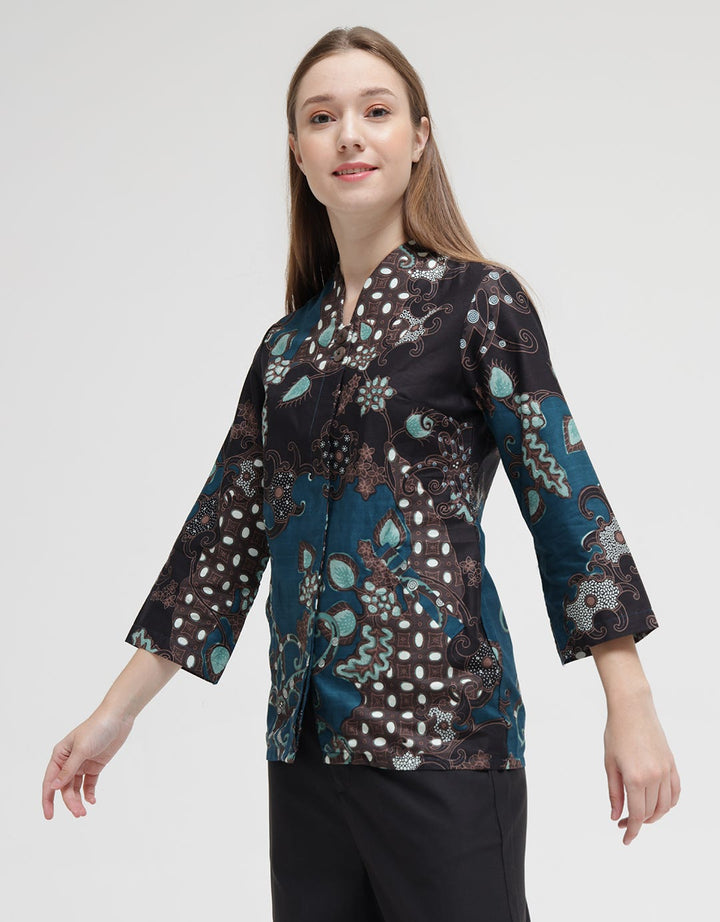 Arjuna Weda Women's Cumik Batik Blouse