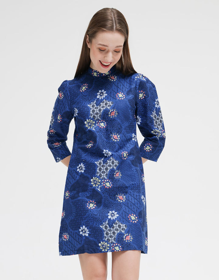 Arjunaweda Kawung Flower Batik Tunic