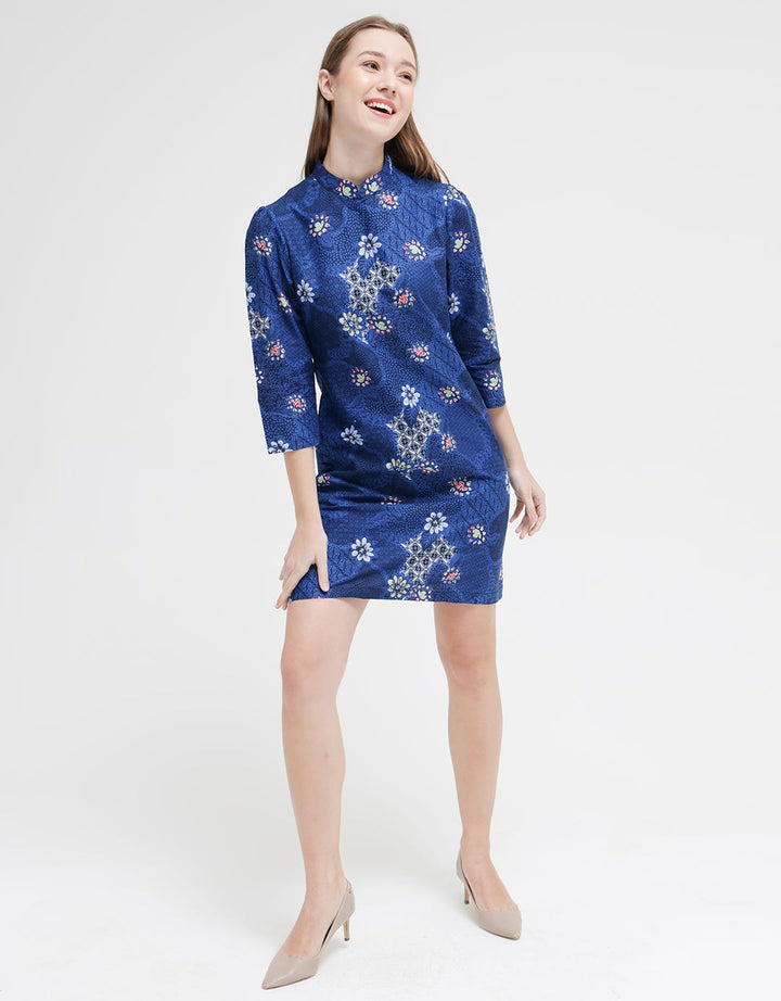 Arjunaweda Kawung Flower Batik Tunic
