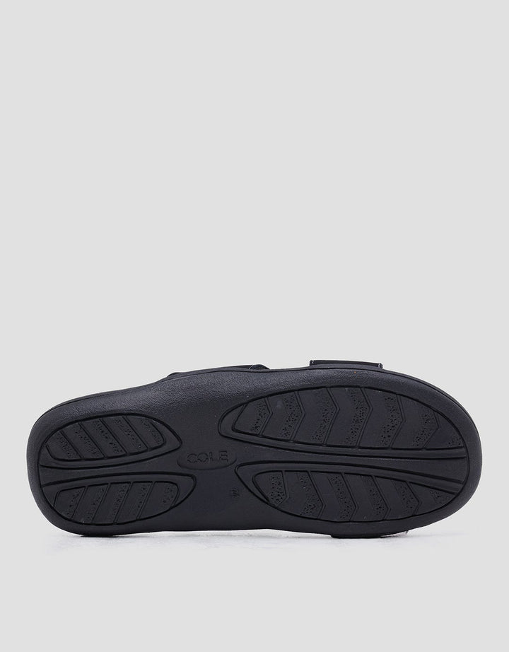 Cole Peter 3 Slipper Sandal Pria