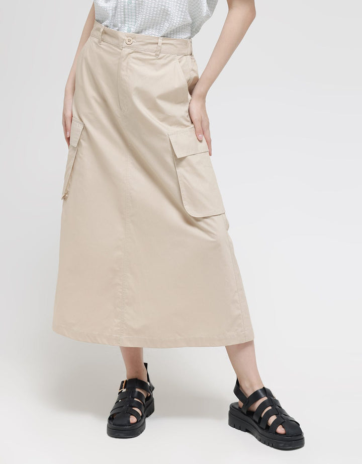 Details of A Line Midi Skirt With Big Pocket