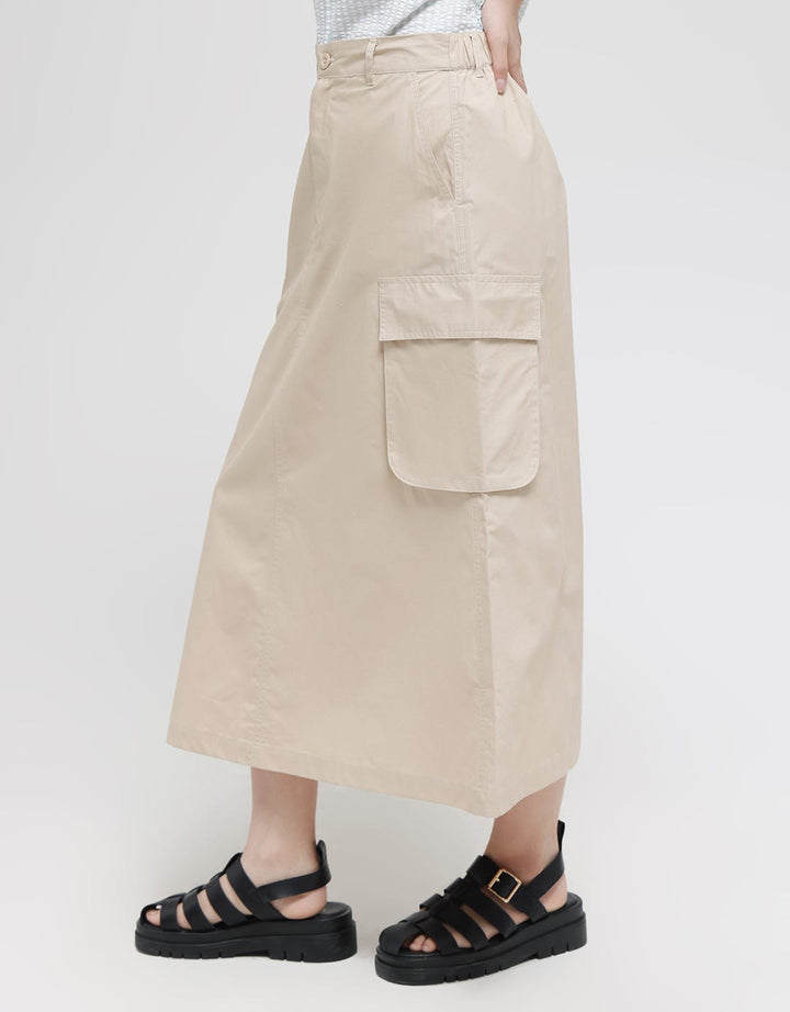 Details of A Line Midi Skirt With Big Pocket